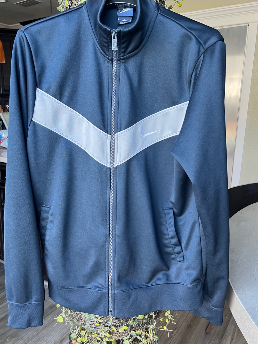 NIKE Men's Navy Track Jacket with Light Gray Chevron